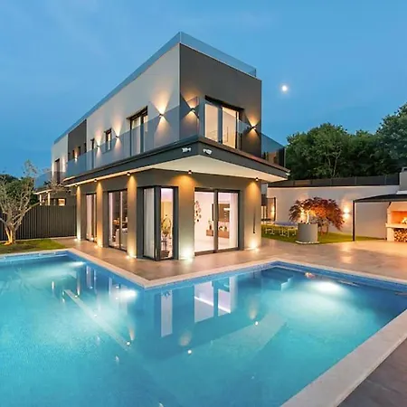 3 Bedroom Gorgeous In 度假居